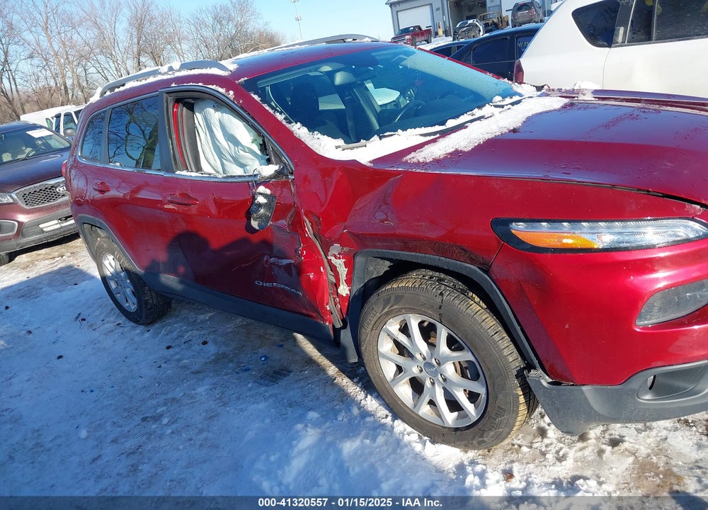 2016 JEEP CHEROKEE VIN: 1C4PJMCB4GW267634