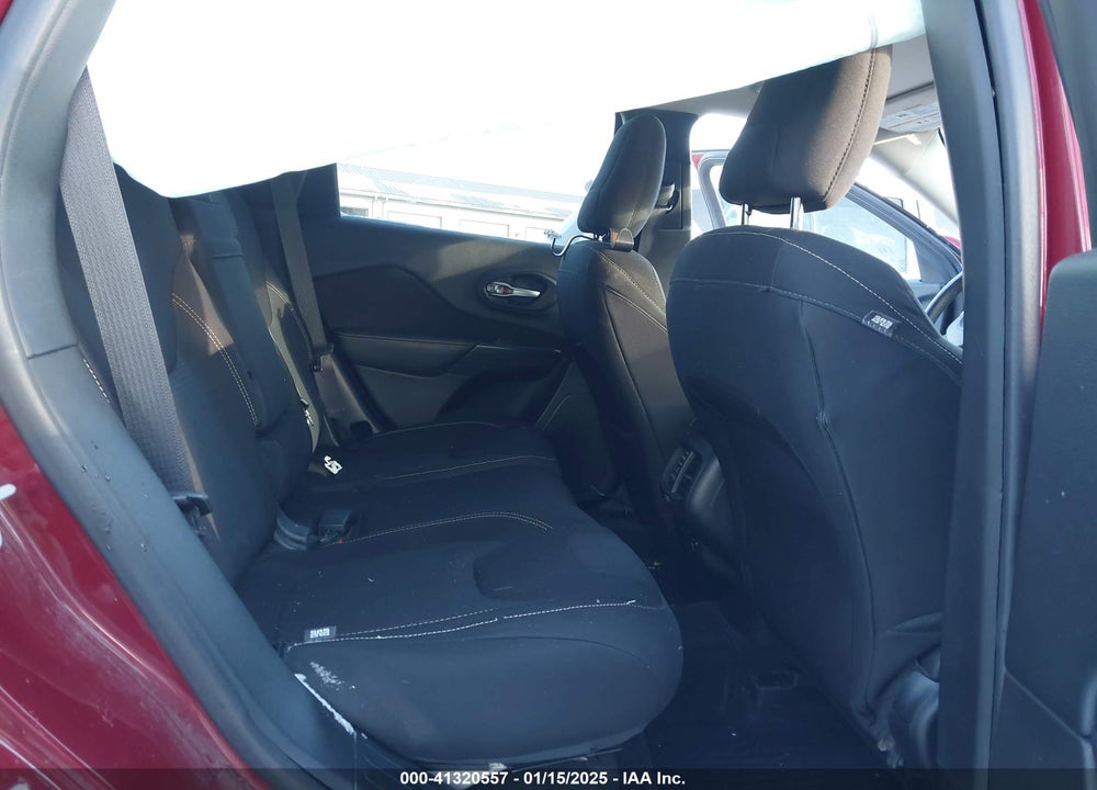2016 JEEP CHEROKEE VIN: 1C4PJMCB4GW267634