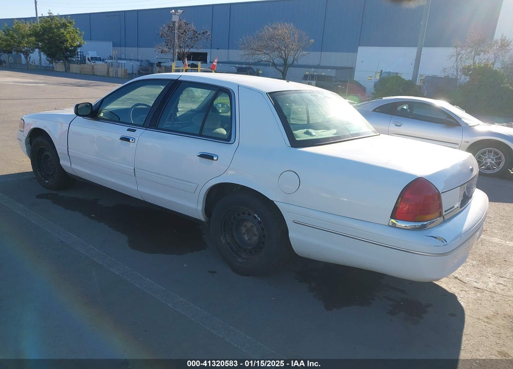 2001 FORD CROWN VICTORIA VIN: 2FAFP73W71X206083