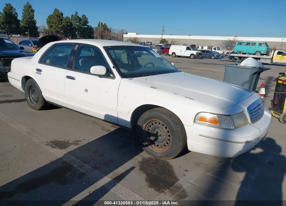 2001 FORD CROWN VICTORIA VIN: 2FAFP73W71X206083