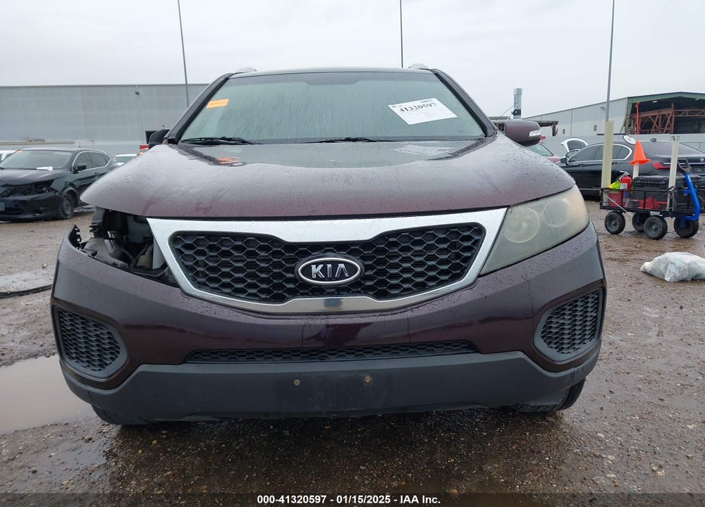 2013 KIA SORENTO LX V6 VIN: 5XYKT4A2XDG376163
