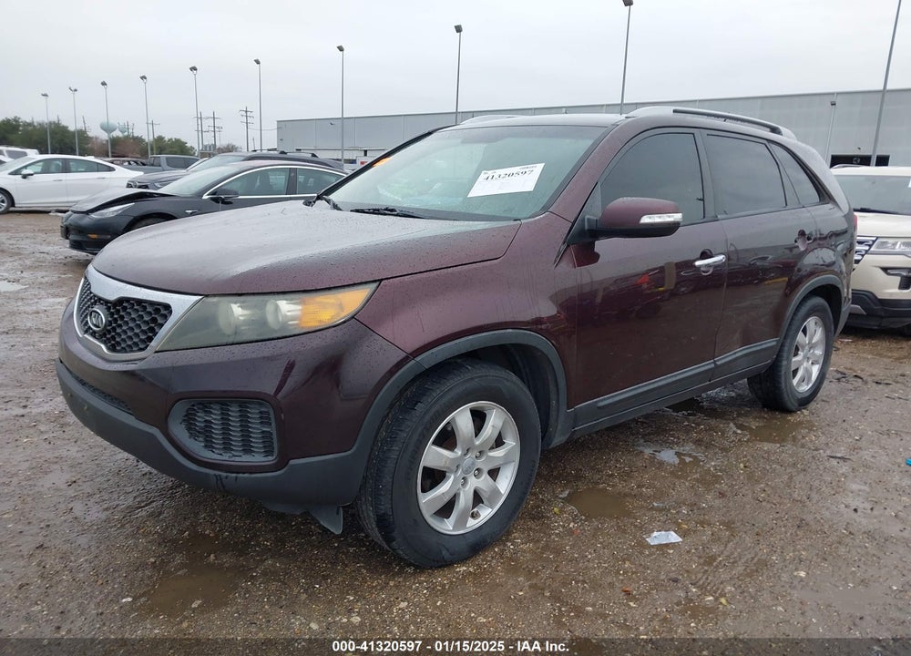 2013 KIA SORENTO LX V6 VIN: 5XYKT4A2XDG376163