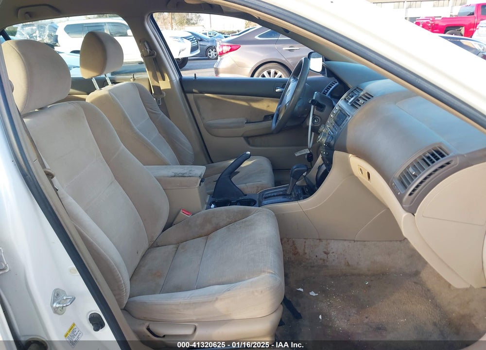 2007 HONDA ACCORD VIN: JHMCM563X7C026418