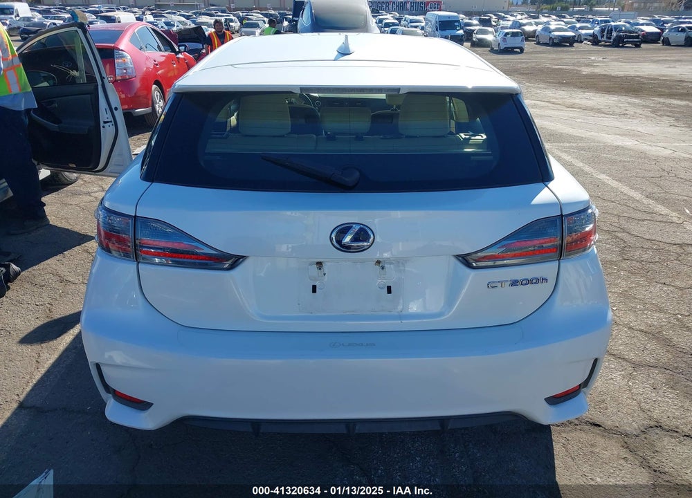 2014 LEXUS CT 200H VIN: JTHKD5BH4E2176816