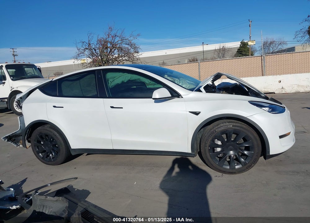 2020 TESLA MODEL Y LONG RANGE DUAL MOTOR ALL-WHEEL DRIVE VIN: 5YJYGDEE1LF058392
