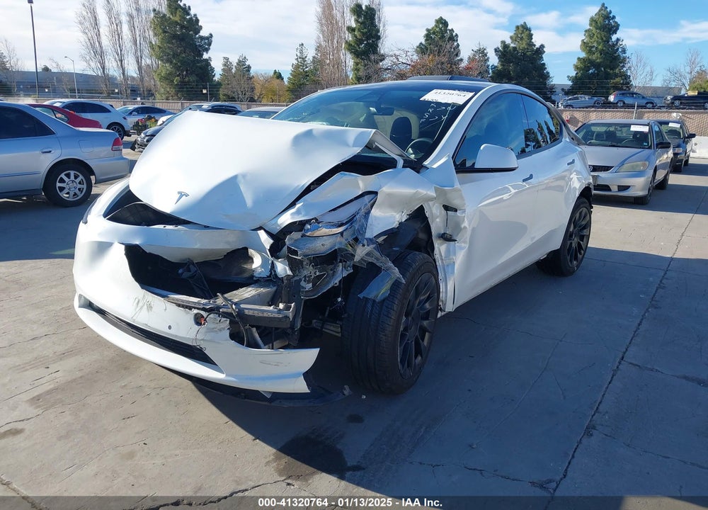 2020 TESLA MODEL Y LONG RANGE DUAL MOTOR ALL-WHEEL DRIVE VIN: 5YJYGDEE1LF058392