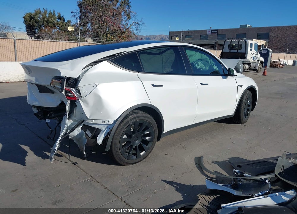 2020 TESLA MODEL Y LONG RANGE DUAL MOTOR ALL-WHEEL DRIVE VIN: 5YJYGDEE1LF058392