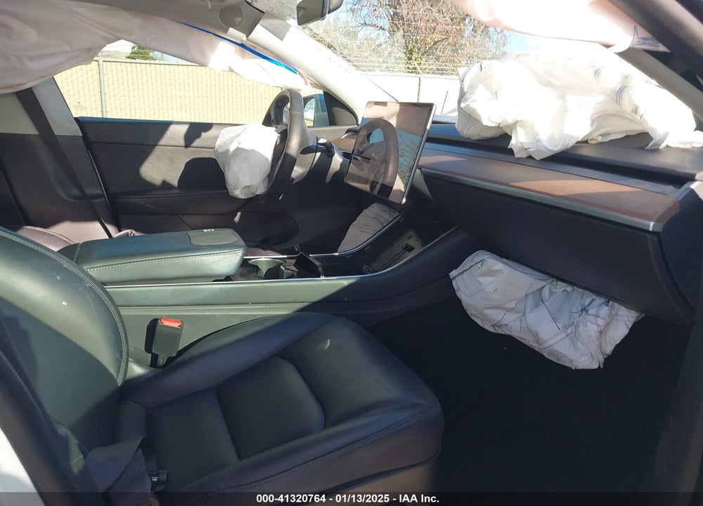 2020 TESLA MODEL Y LONG RANGE DUAL MOTOR ALL-WHEEL DRIVE VIN: 5YJYGDEE1LF058392