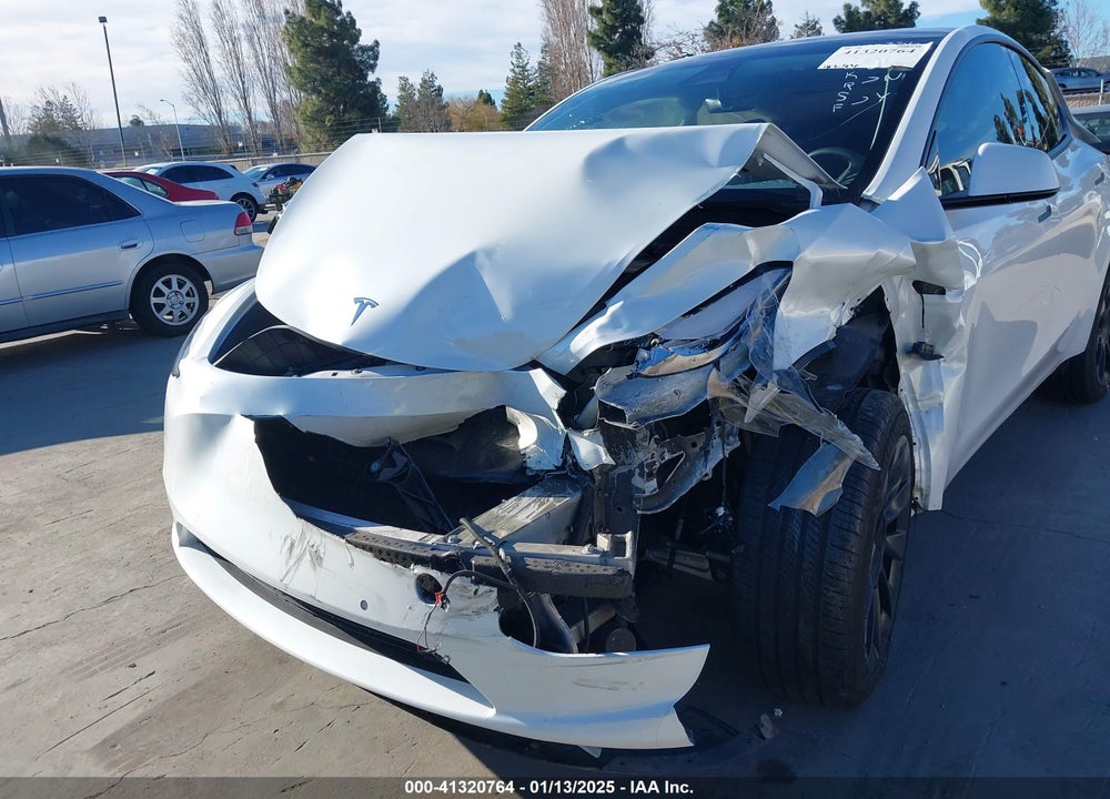 2020 TESLA MODEL Y LONG RANGE DUAL MOTOR ALL-WHEEL DRIVE VIN: 5YJYGDEE1LF058392