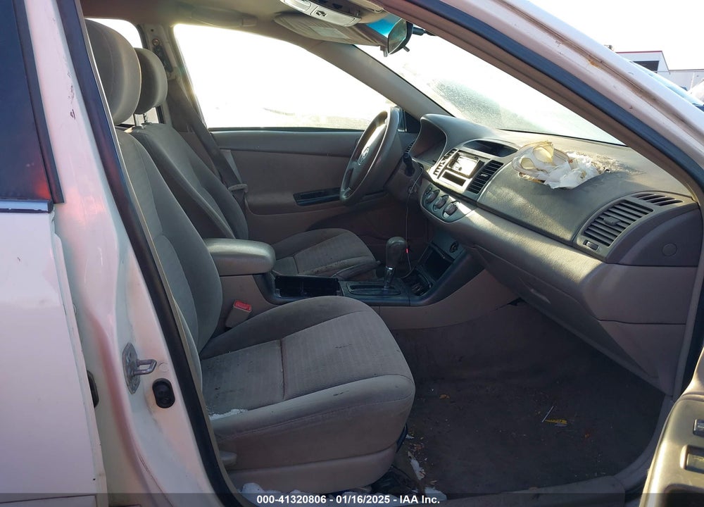 2005 TOYOTA CAMRY LE VIN: 4T1BE32K95U609058