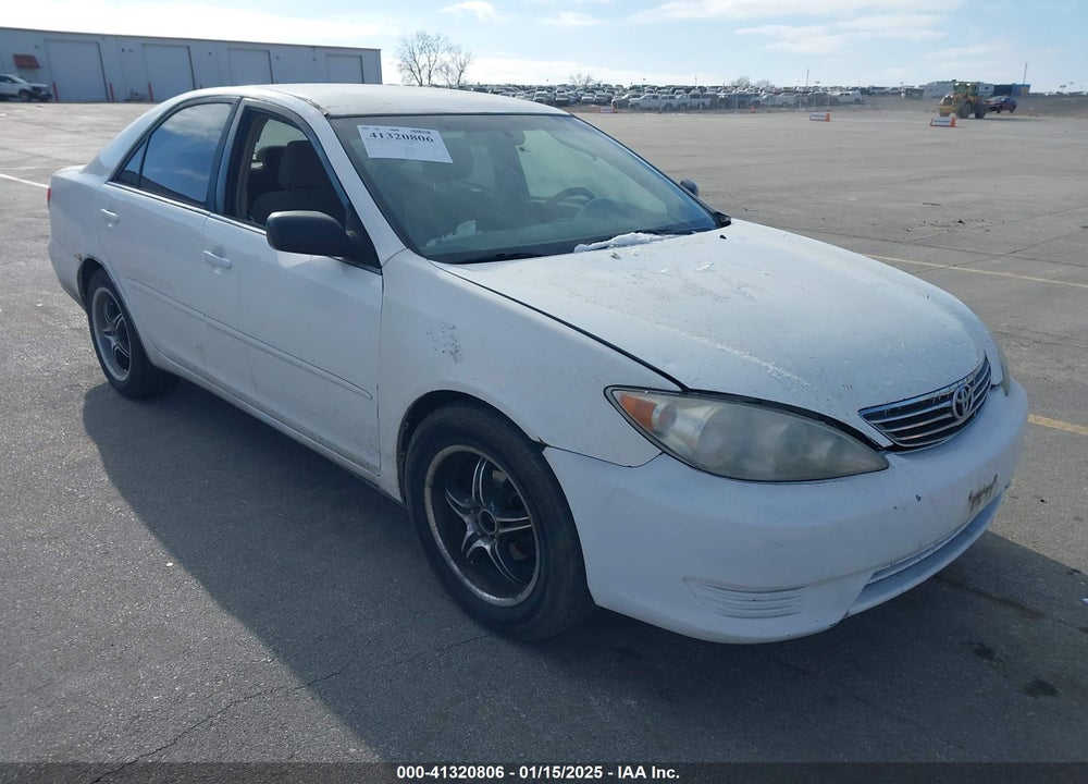 2005 TOYOTA CAMRY LE VIN: 4T1BE32K95U609058