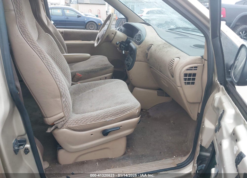 2000 DODGE CARAVAN SE VIN: 1B4GP45G4YB574864