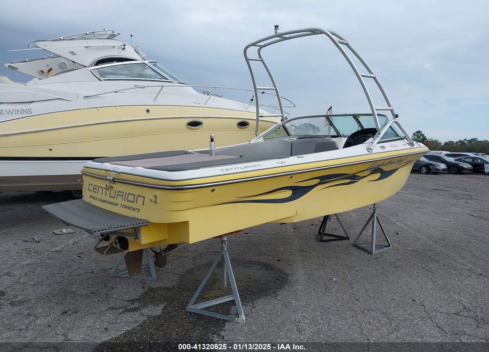 2004 FINELINE INDUSTRIES BOAT VIN: FNEB0925K304