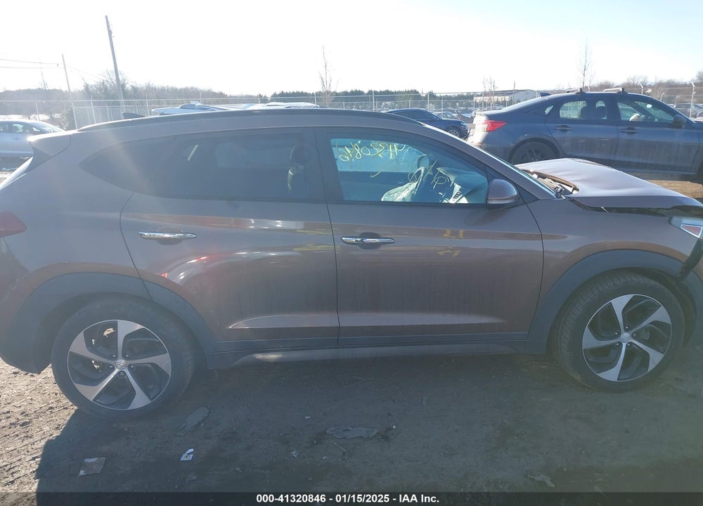 2016 HYUNDAI TUCSON LIMITED VIN: KM8J3CA2XGU097901