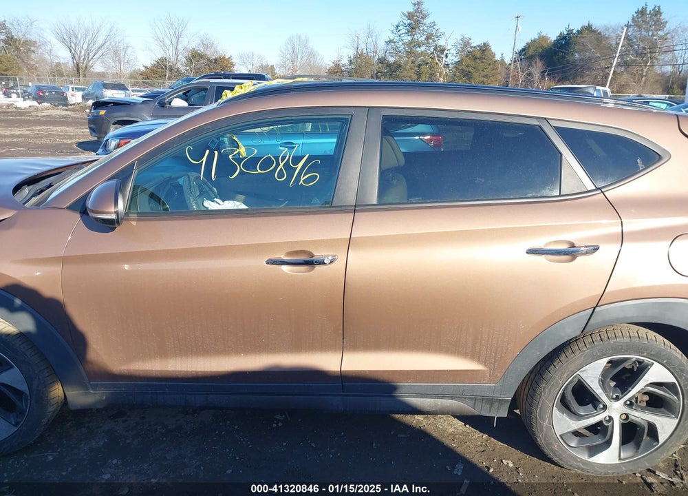 2016 HYUNDAI TUCSON LIMITED VIN: KM8J3CA2XGU097901