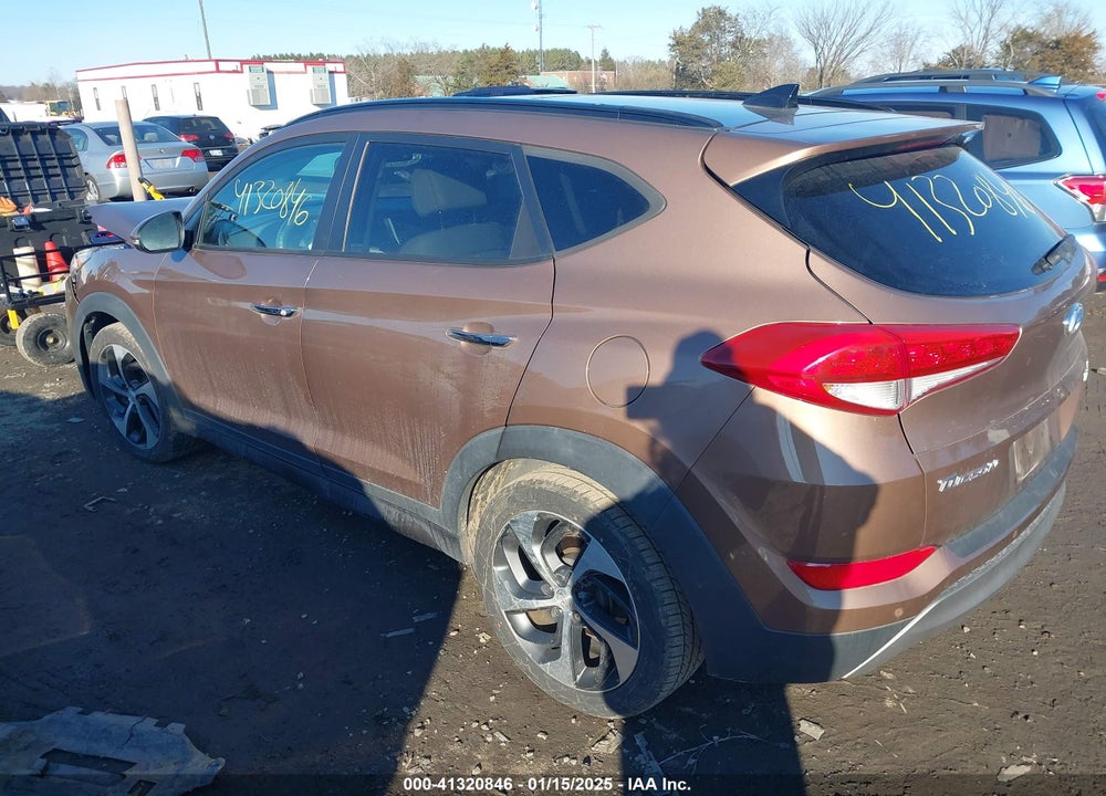 2016 HYUNDAI TUCSON LIMITED VIN: KM8J3CA2XGU097901