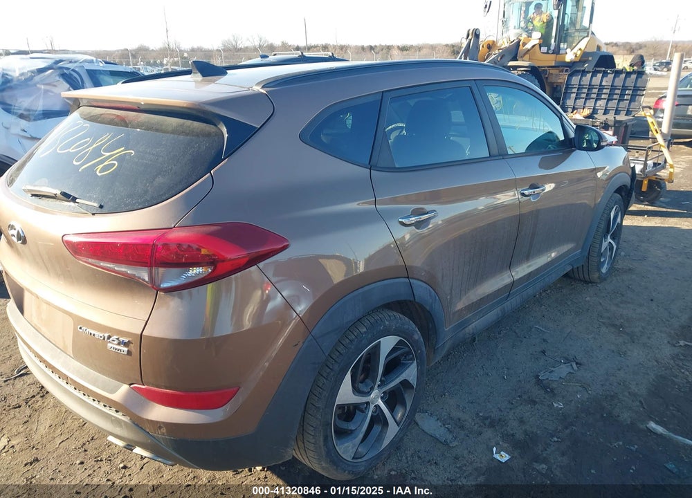 2016 HYUNDAI TUCSON LIMITED VIN: KM8J3CA2XGU097901