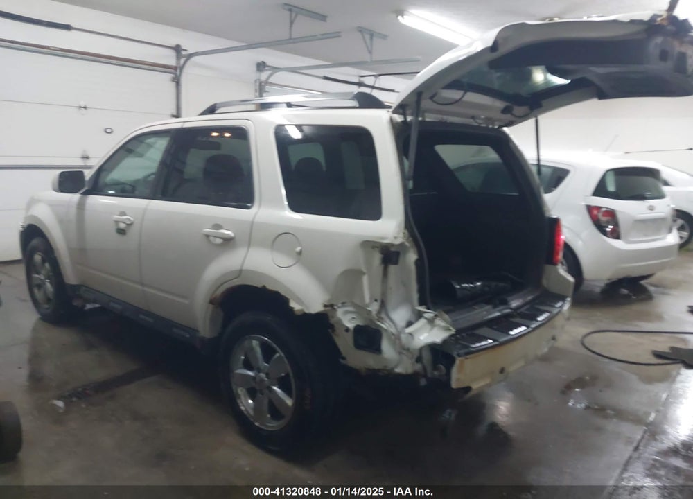 2011 FORD ESCAPE VIN: 1FMCU0EG9BKA13310