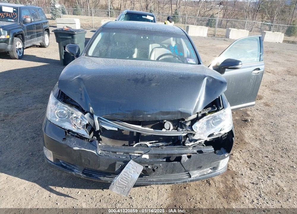 2011 LEXUS ES 350 VIN: JTHBK1EGXB2447312