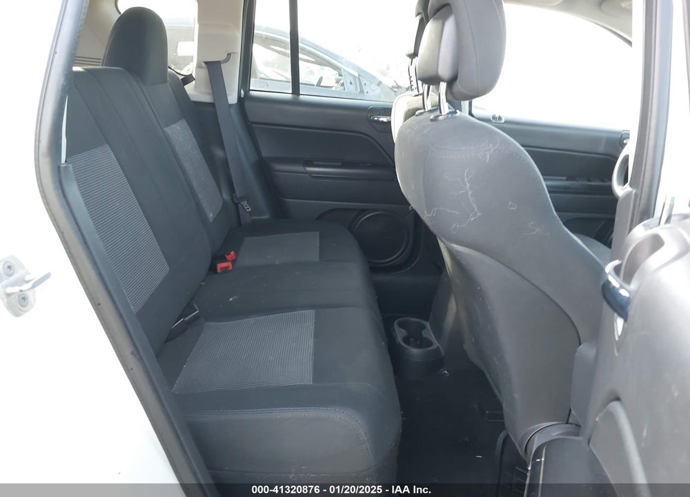 2011 JEEP COMPASS VIN: 1J4NT1FA5BD289644