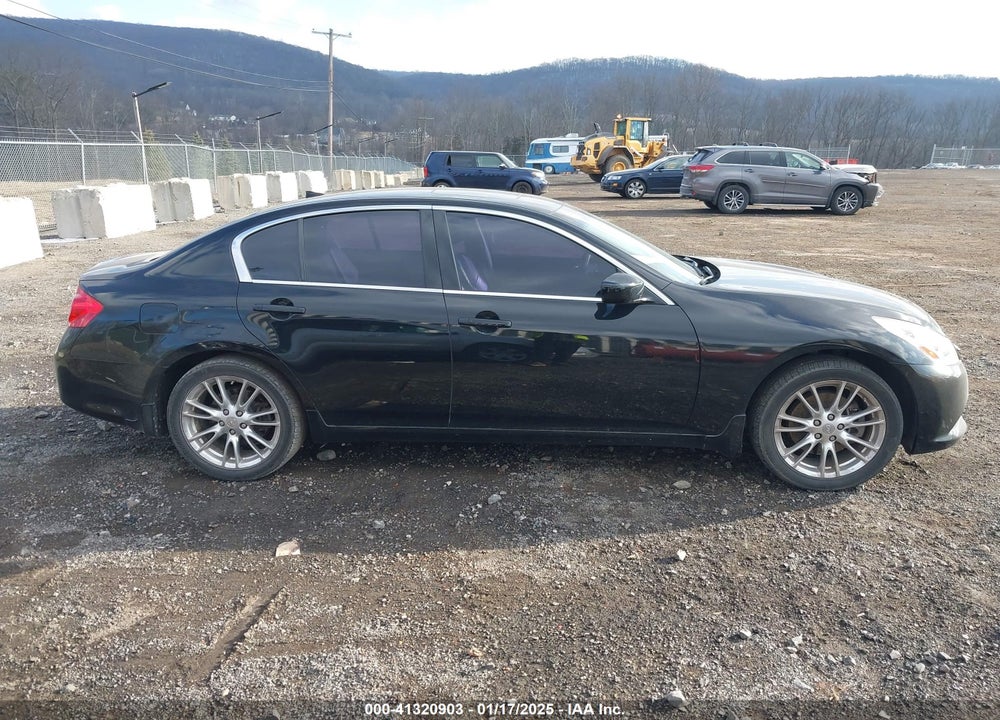 2011 INFINITI G37X VIN: JN1CV6ARXBM400032