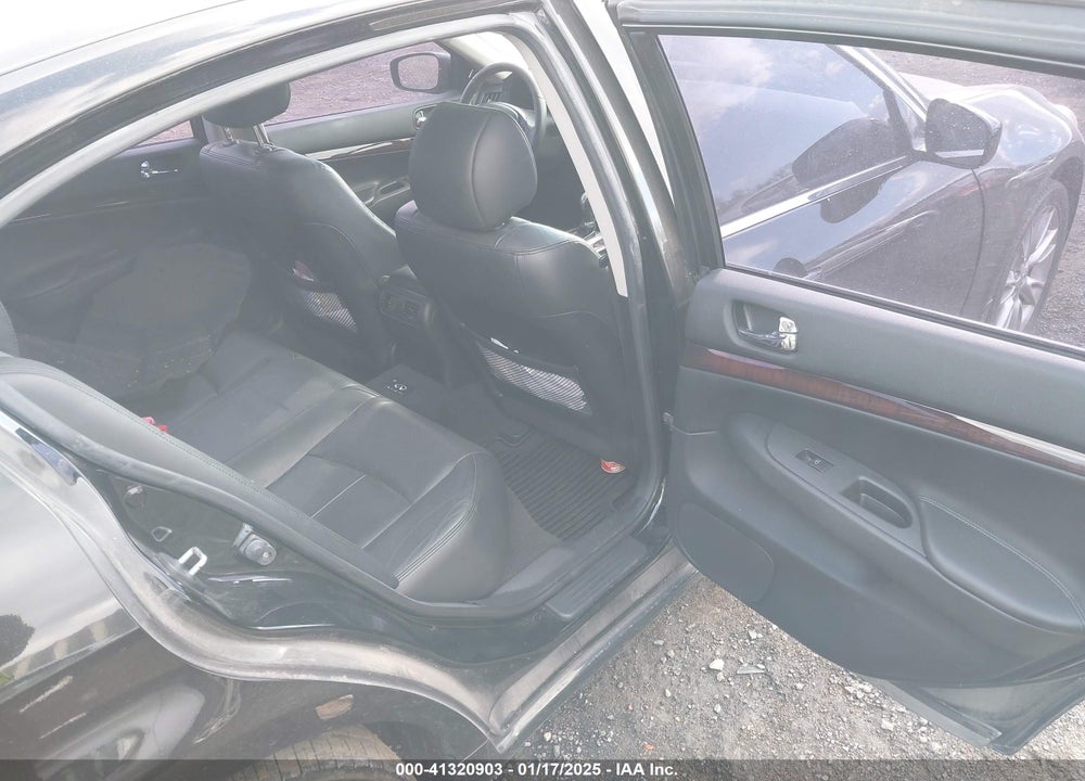 2011 INFINITI G37X VIN: JN1CV6ARXBM400032