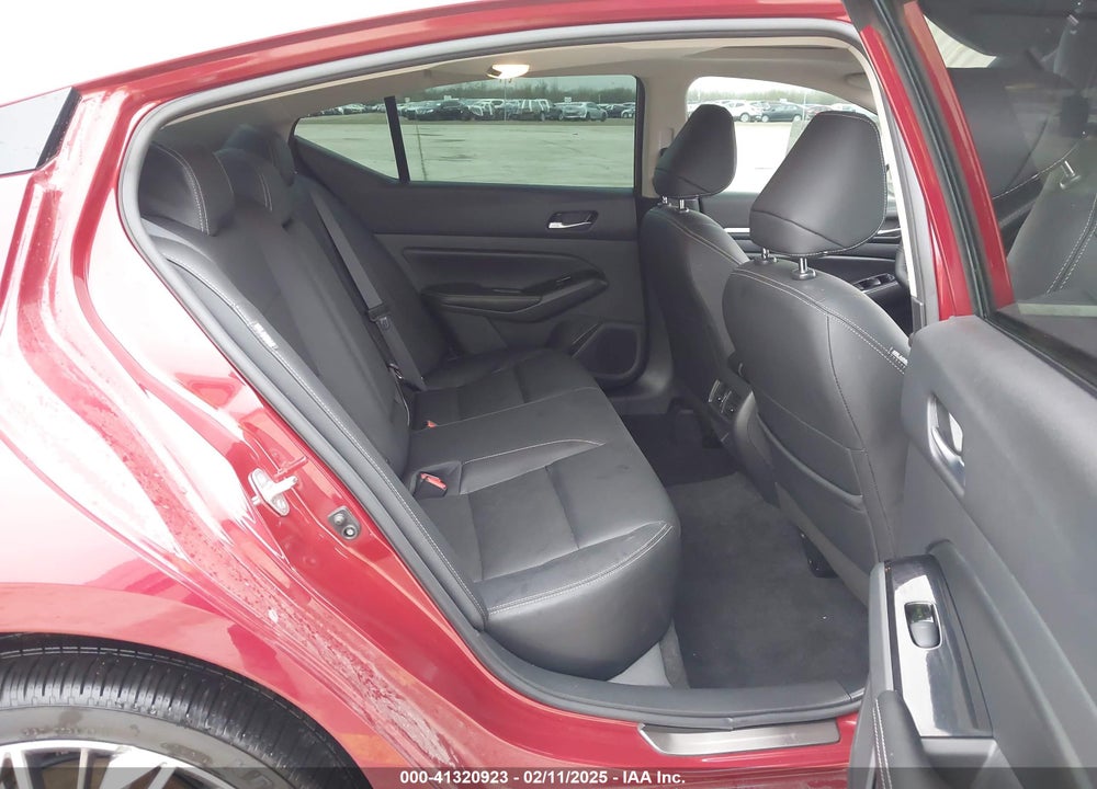 2024 NISSAN ALTIMA VIN: 1N4BL4EV0RN353940
