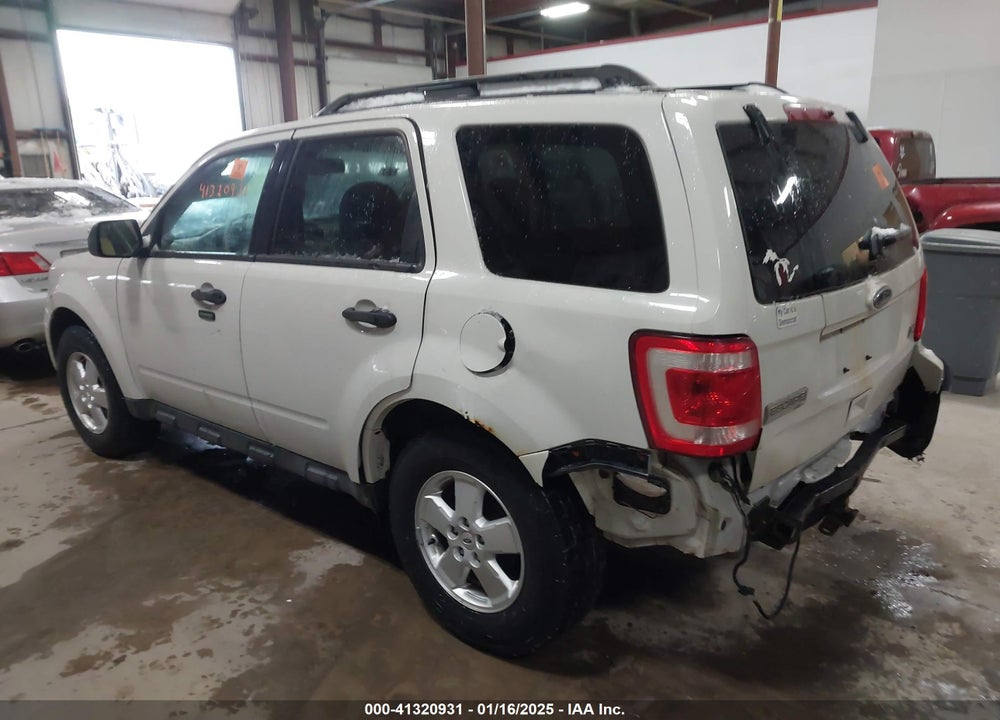 2011 FORD ESCAPE XLT VIN: 1FMCU0DGXBKA61643