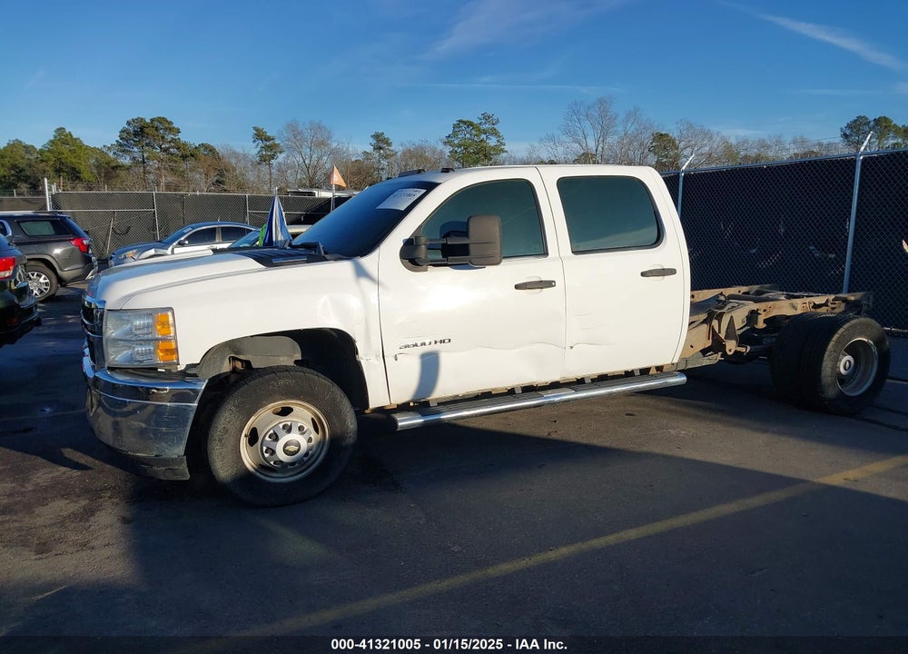 2013 CHEVROLET SILVERADO 3500HD WORK TRUCK VIN: 1GC4KZC89DF168062
