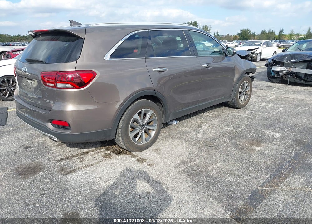 2019 KIA SORENTO 3.3L EX VIN: 5XYPH4A56KG525795