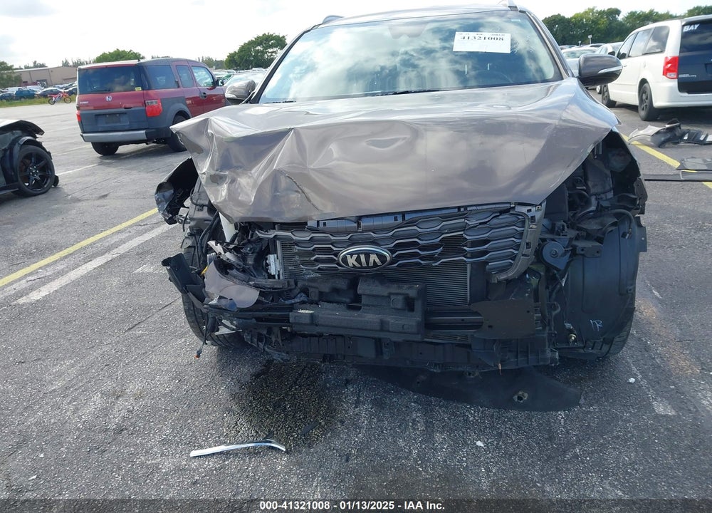 2019 KIA SORENTO 3.3L EX VIN: 5XYPH4A56KG525795