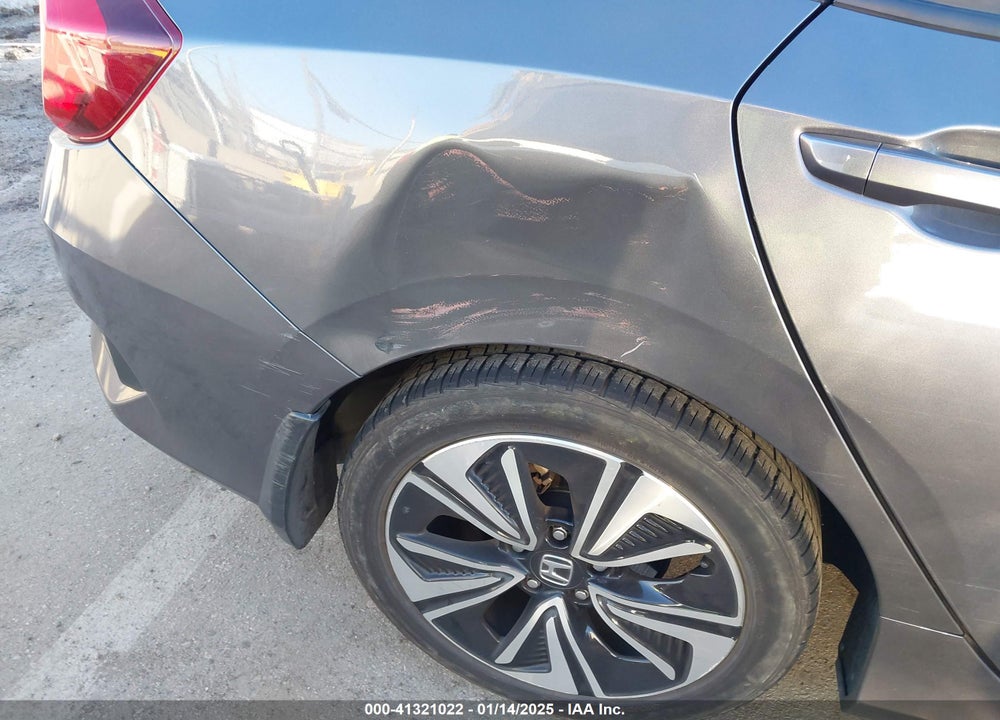 2016 HONDA CIVIC VIN: 2HGFC1F30GH656148