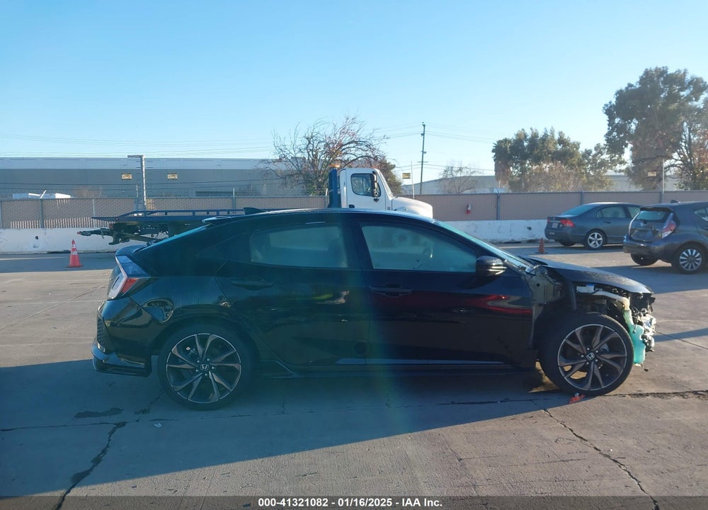 2018 HONDA CIVIC VIN: SHHFK7G44JU206798