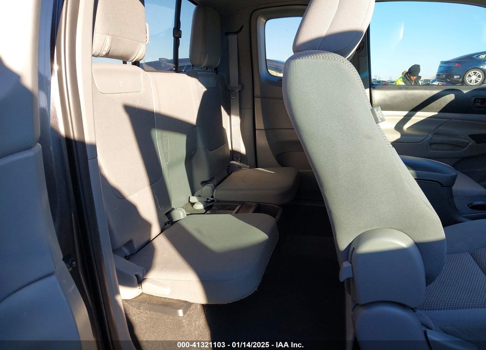 2015 TOYOTA TACOMA VIN: 5TFTX4GN3FX050392