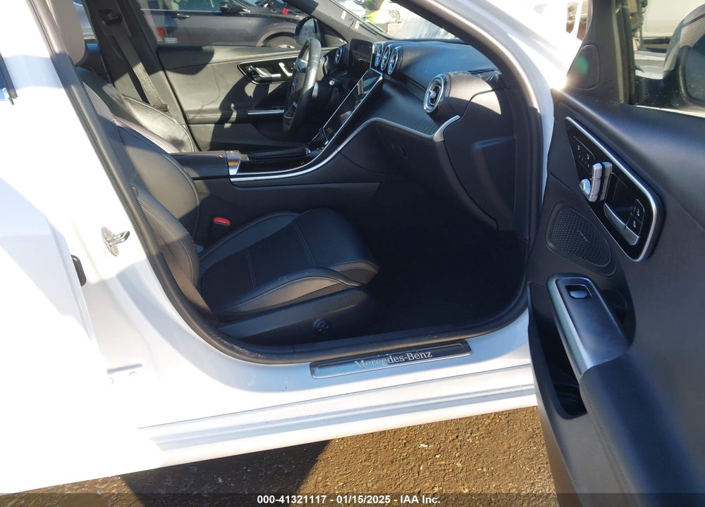 2022 MERCEDES-BENZ C VIN: W1KAF4HB4NR034712