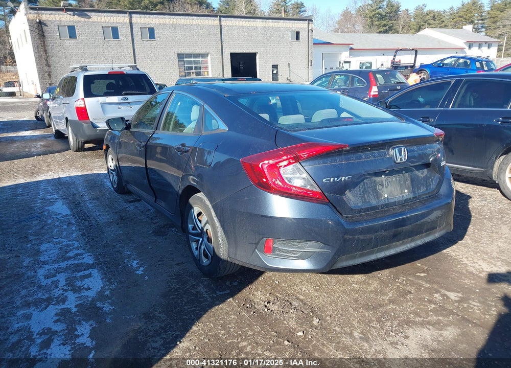 2017 HONDA CIVIC VIN: 19XFC2F66HE215412