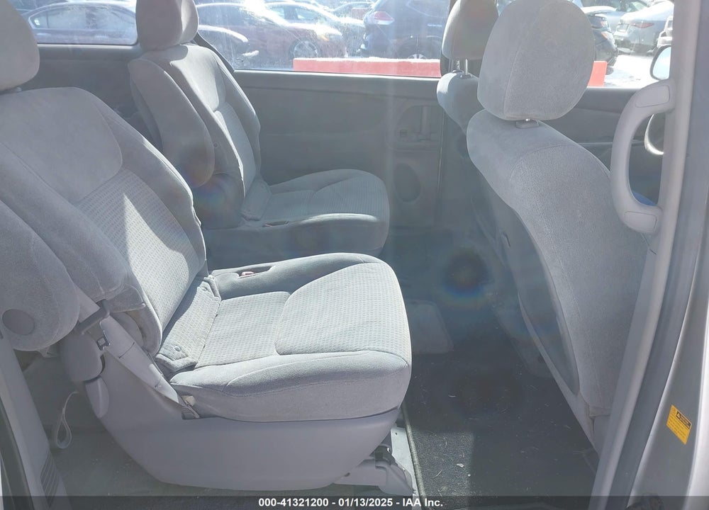 2006 TOYOTA SIENNA CE VIN: 5TDZA23C26S533592