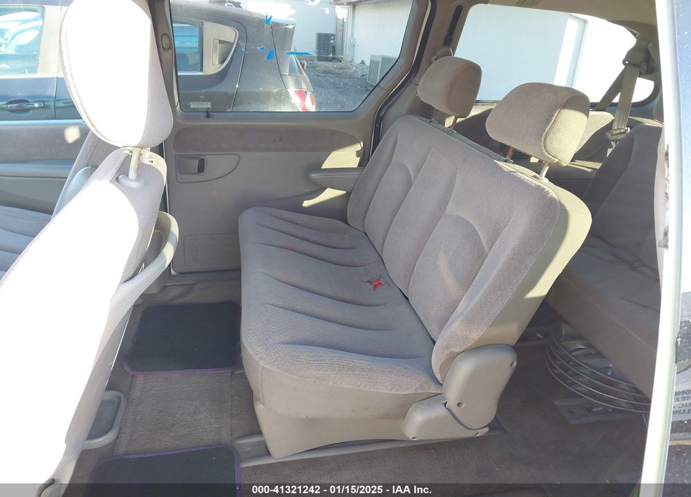 2001 DODGE GRAND CARAVAN SPORT VIN: 2B4GP44331R262167
