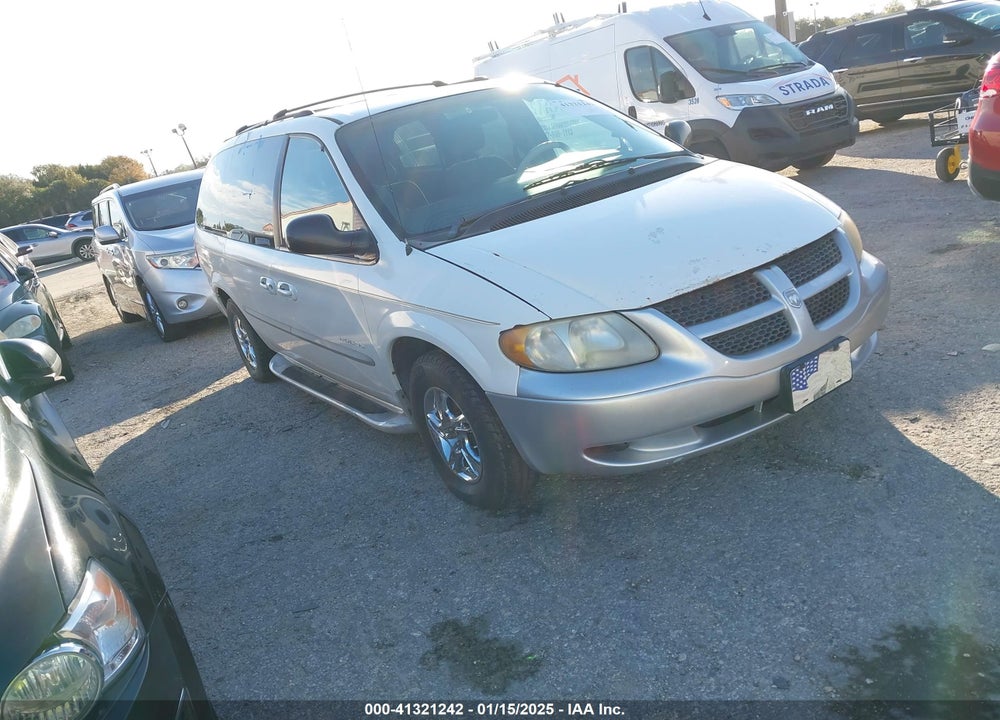 2001 DODGE GRAND CARAVAN SPORT VIN: 2B4GP44331R262167