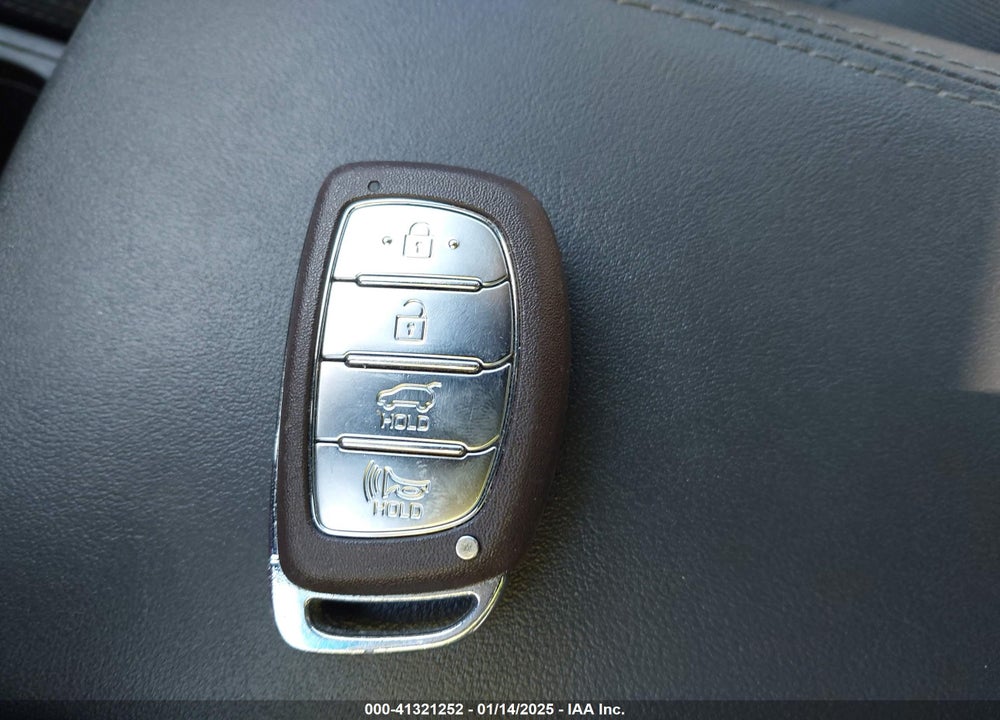 2020 HYUNDAI TUCSON VALUE VIN: KM8J3CA47LU255025