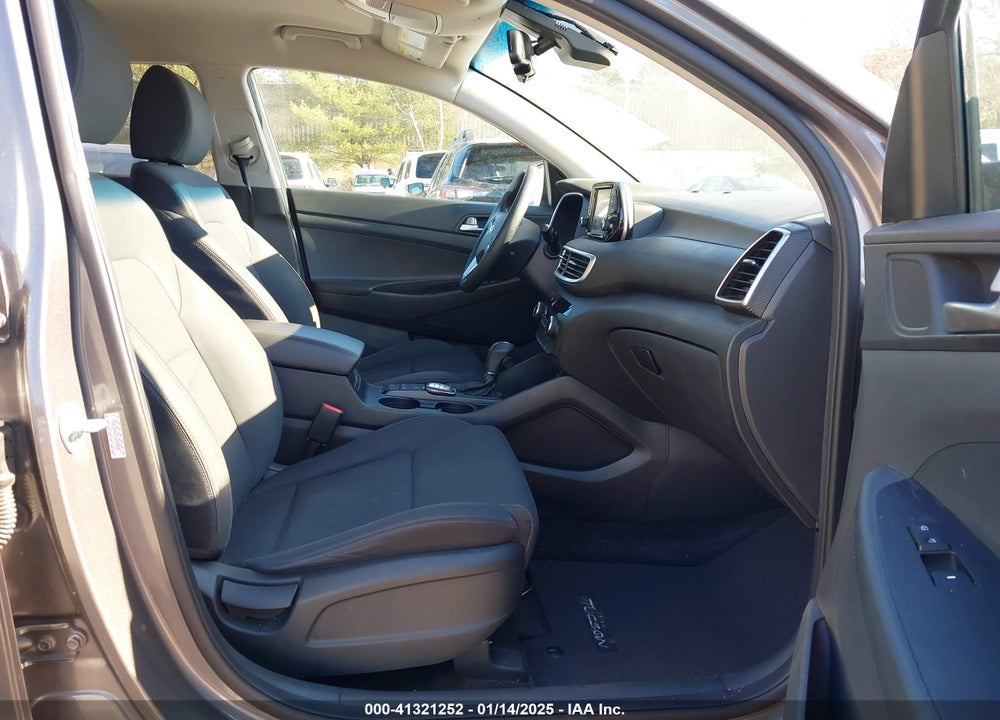 2020 HYUNDAI TUCSON VALUE VIN: KM8J3CA47LU255025