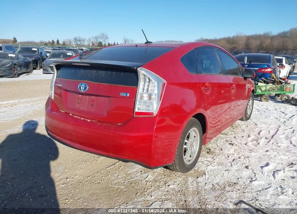 2011 TOYOTA PRIUS TWO VIN: JTDKN3DU7B0318757