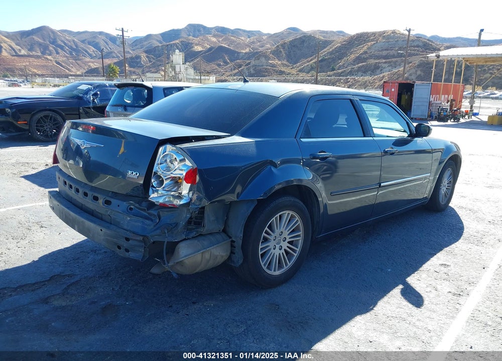 2008 CHRYSLER 300 VIN: 2C3KA53G38H255863
