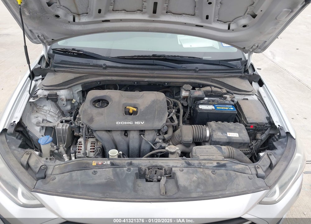 2017 HYUNDAI ELANTRA VIN: KMHD74LF9HU325816
