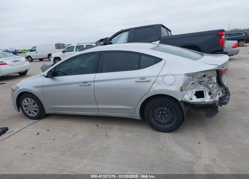 2017 HYUNDAI ELANTRA VIN: KMHD74LF9HU325816