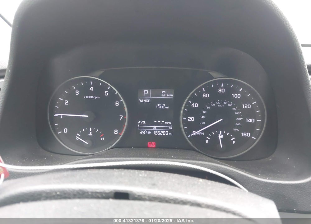 2017 HYUNDAI ELANTRA VIN: KMHD74LF9HU325816