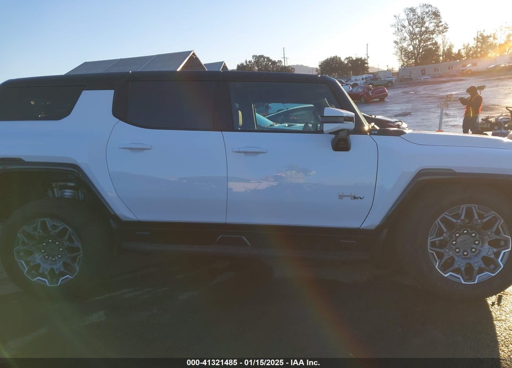 2025 HUMMER GMC  EV SUV 3X VIN: 1GKB0RDC3SU105813
