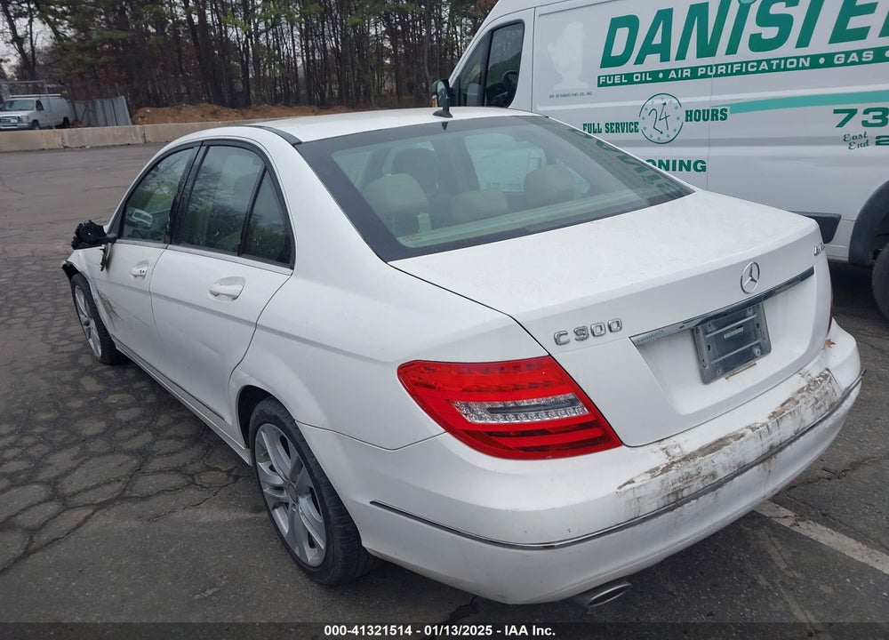 2014 MERCEDES-BENZ C 300 LUXURY 4MATIC/SPORT 4MATIC VIN: WDDGF8AB5EG225904