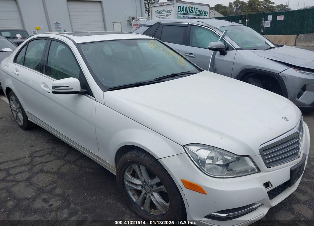 2014 MERCEDES-BENZ C 300 LUXURY 4MATIC/SPORT 4MATIC VIN: WDDGF8AB5EG225904