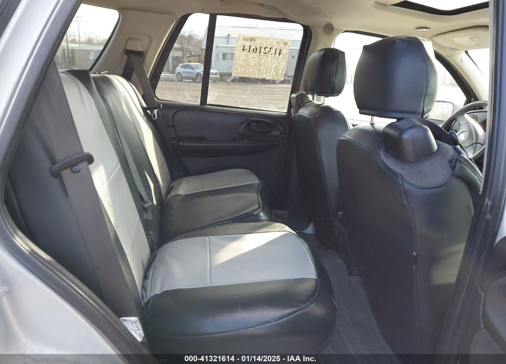 2008 CHEVROLET TRAILBLAZER LT VIN: 1GNDT13S582149054
